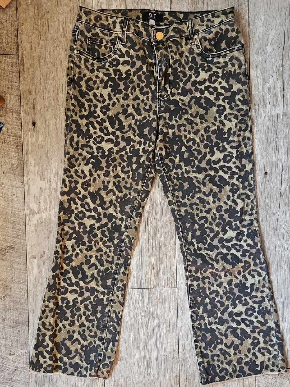 Kut from the Kloth High Rise Kelsey Leopard Print Ankle Flare Jeans Size 7